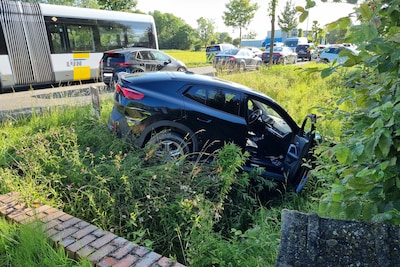 Wagen crasht na achtervolging vanuit Sint-Jans-Molenbeek in 