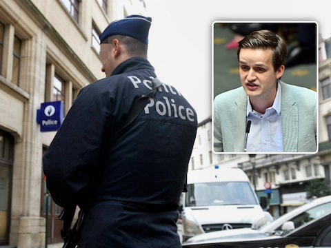 Massale en zwaarbewapende politie op straat: dat zien we pas bij niveau 4. Jeroen Bergers, Kamerlid voor N-VA, zou graag een niveau 5 geïntroduceerd zien. 