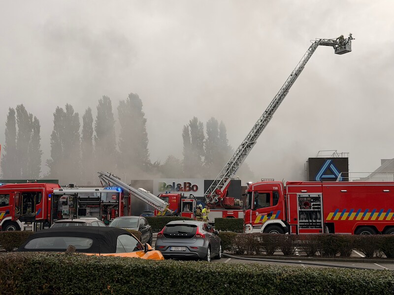 Er ontstond maandag brand in de ALDI in Tienen.