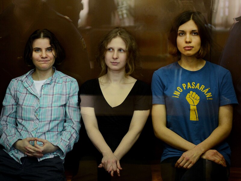 De leden van de punkgroep Pussy Riot