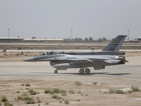 De Iraakse luchtmachtbasis Balad, op 80 kilometer van Bagdad, waar ook Amerikaanse militairen gelegerd zijn.