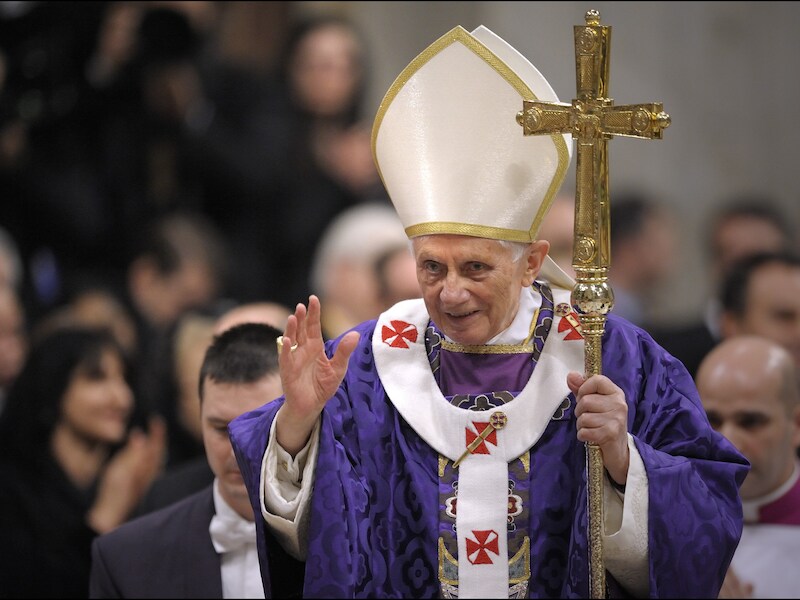 Benedictus XVI tijdens de Aswoensdagviering.
