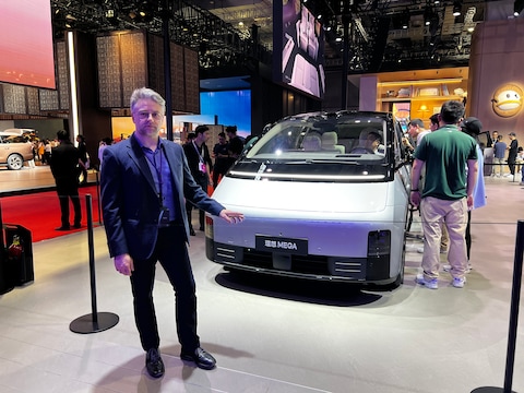 Mobiliteitsexpert Brecht Vanhaelewyn op het Autosalon van Shanghai 2025