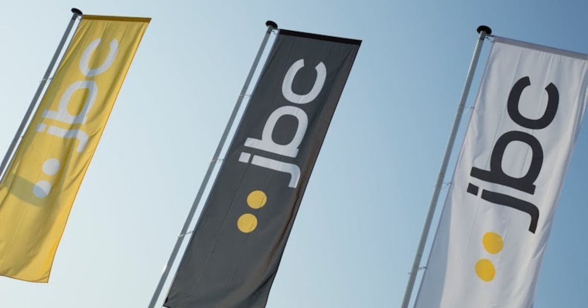 Daarom is JBC de grootste kledingketen van 't land | Nina | HLN.be