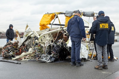 Helikopter die vorig jaar in Hudson-rivier crashte, botste vermoedelijk tegen ganzen