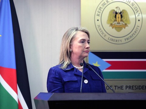De Amerikaanse minister van Buitenlandse Zaken Hillary Clinton in Zuid-Soedan.