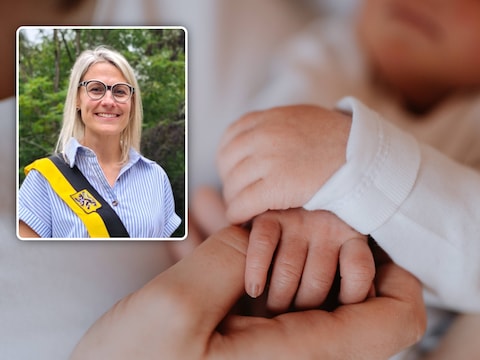 A young woman with her new baby boy or girl in arms., Inzet: Eva Rombaut, N-VA Destelbergen - 18 juni 2026