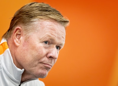 LIVE WK voetbal | Nederlands bondscoach Ronald Koeman openha