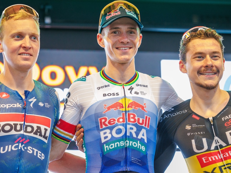 Hij schudde een solo uit zijn benen: Remco Evenepoel wint ook na-Tourcriterium van Roeselare