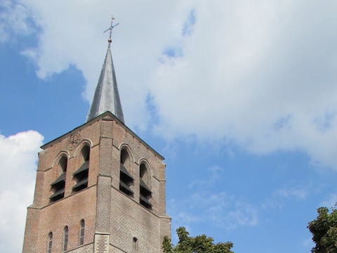 De Sint-Bavokerk in Noorderwijk.