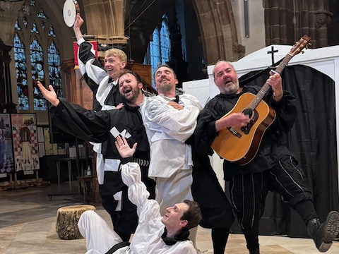 Het rondtrekkend Brits gezelschap ‘The Festival Players International’ brengt op 26 & 27 augustus een komedie van Shakespeare in het Engels op Domein de Renesse