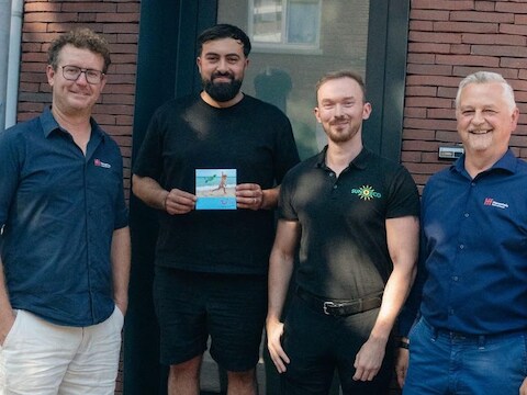 Anas Dahrouch uit Herentals won een reischeque ter waarde van 1.000 euro door HFF.