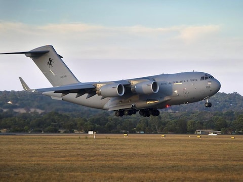 Een toestel van de Australische luchtmacht dat meedoet aan de zoekactie naar de Boeing van Malaysia Airlines.