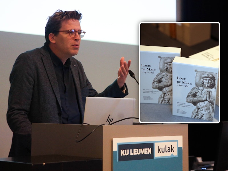onderzoeker Hendrik Callewier aan het woord tijdens de voorstelling / (inzet: de cover van de nieuwe publicatie)