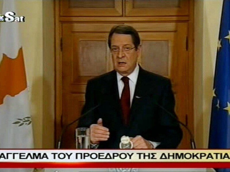 President Anastasiades sprak vanavond de natie toe.