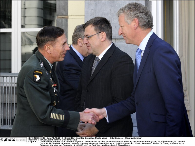 David Petraeus, Steven Vanackere en Pieter De Crem.