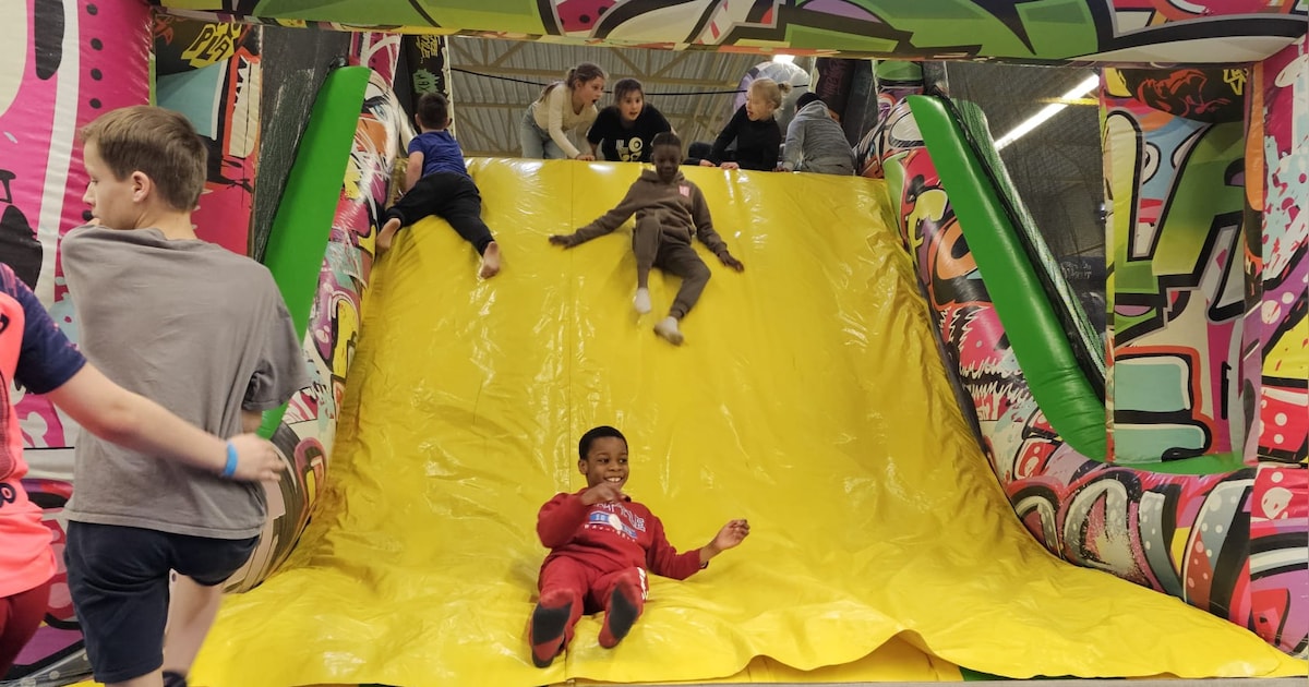 Sporthal Schelle verandert 20 en 21 juni in reusachtig springkastelenfestival