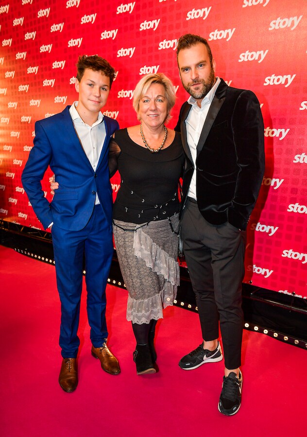 IN BEELD. De rode loper van de Story Showbizz Awards | Foto | hln.be