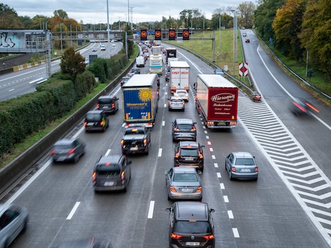 Verkeersdrukte op de Antwerpse Ring (illustratiebeeld)