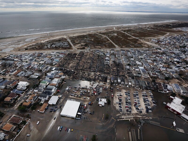 De schade die Sandy in New York aanrichtte is niet min.