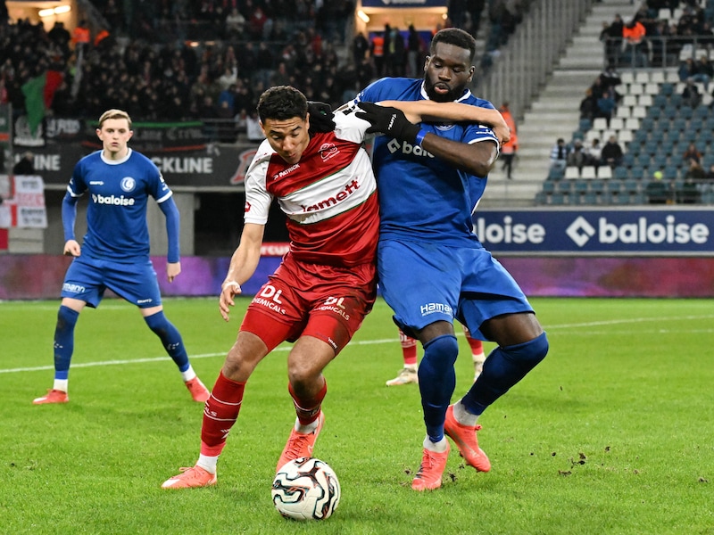 “Niet bezig zijn met wat er op andere velden gebeurt”: herstelde Laurent Lemoine wil met Zulte Waregem Relegation Play-offs ontlopen