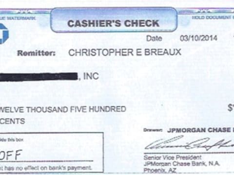 De bewuste cheque.