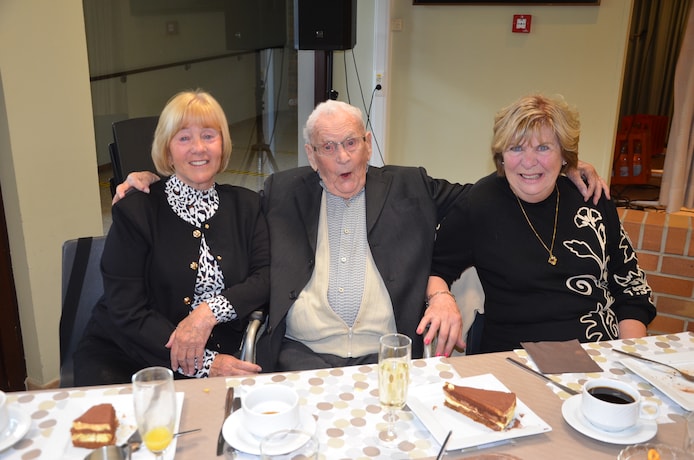 ‘Isidoor’ is met 107 lentes tweede oudste man in Vlaanderen: “Stond aan ...