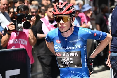 Visma-Lease a Bike controleert groep van 23 renners, grijpt Jonas Vingegaard de macht in lastige bergrit?