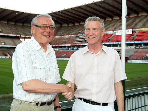 Louis Smal, links naast Roland Duchâtelet