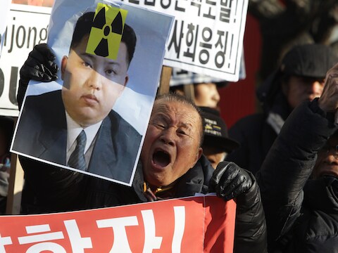 Zuid-Koreanen protesteren in Seoel tegen de nucleaire ambities van Kim Jong-Un.
