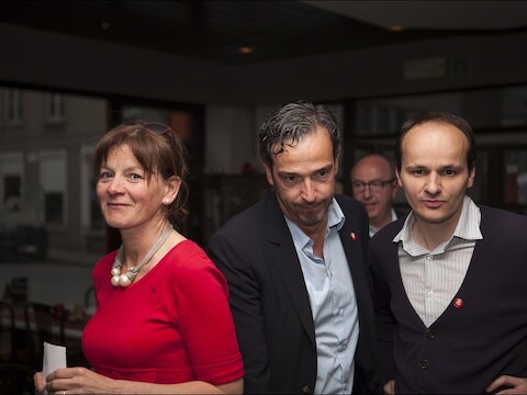 De Aalsterse schepenen Ann Van de Steen en Dylan Casaer (m.).