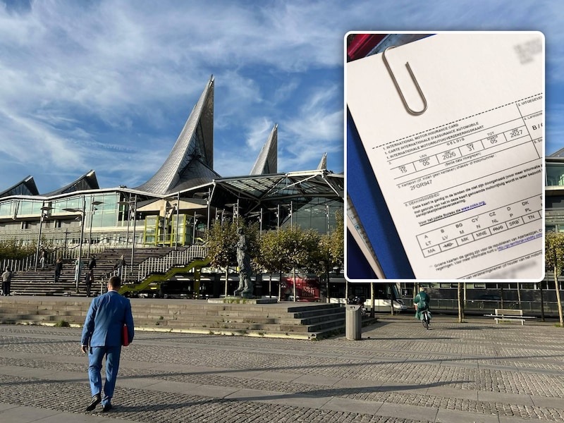 Het Vlinderpaleis in Antwerpen op de Bolivarplaats waar verschillende rechtbanken zetelen., Inzet: Illustratiebeeld verzekeringsbewijs