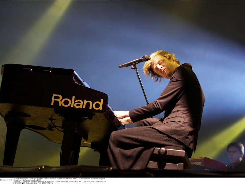 Ozark Henry ruilt de jury van Eurosong in voor het podium van Rock Werchter.
