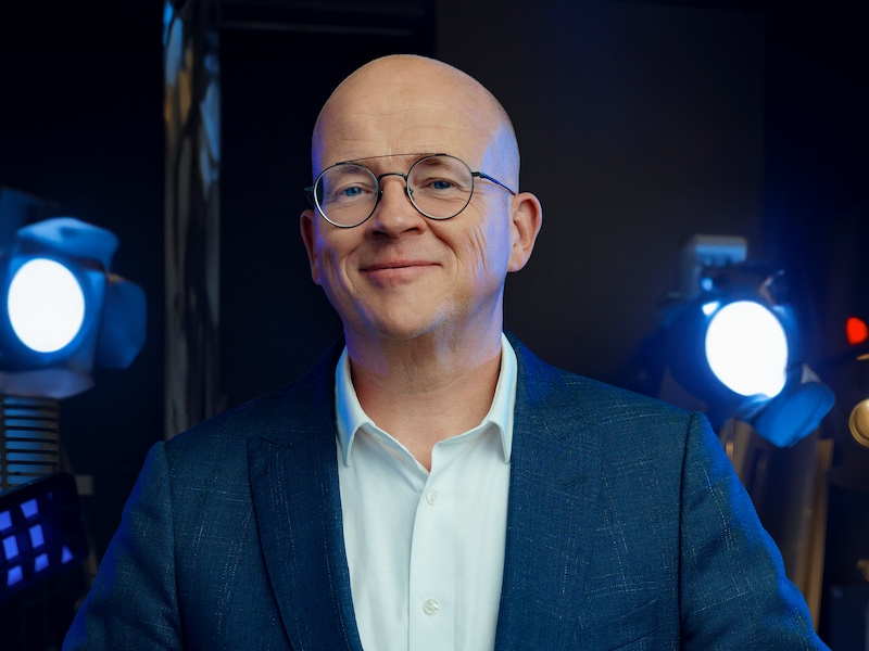 Sven De Leijer hield nieuw VRT 1-programma maandenlang geheim: “Ik had voortdurend schrik om mijn mond voorbij te praten”