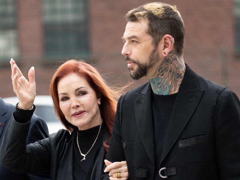 Priscilla Presley en haar zoon Navarone Garibaldi Garcia 