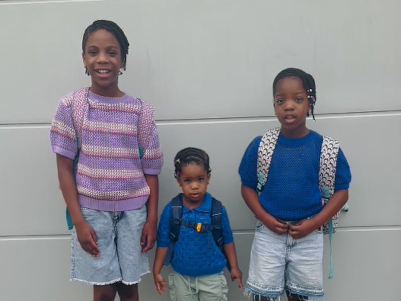 Iman, Folawe en Jamila starten samen een nieuw schooljaar in Turnhout
