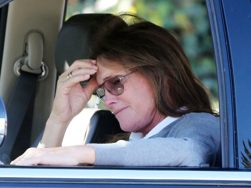 Bruce Jenner liet vorig jaar al zijn adamsappel verwijderen.