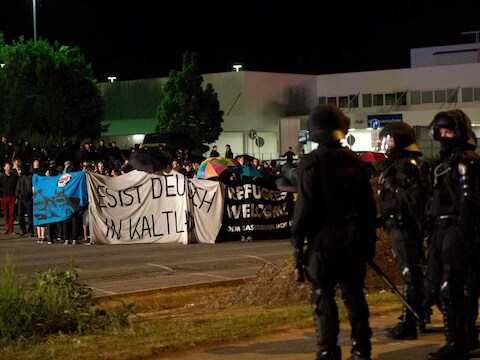 Beeld van een extreemrechts protest in Dresden gisteren.