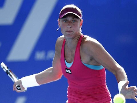 Yanina wickmayer.