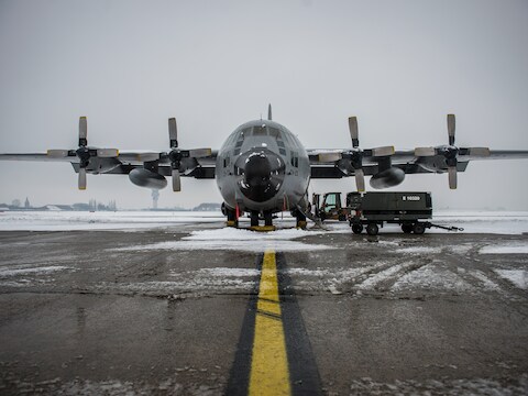 Een Belgische C-130 kort voor het vertrek naar Mali.