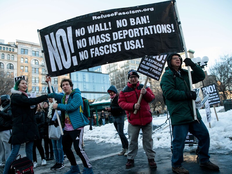Protest tegen het migratiedecreet van de regering-Trump.
