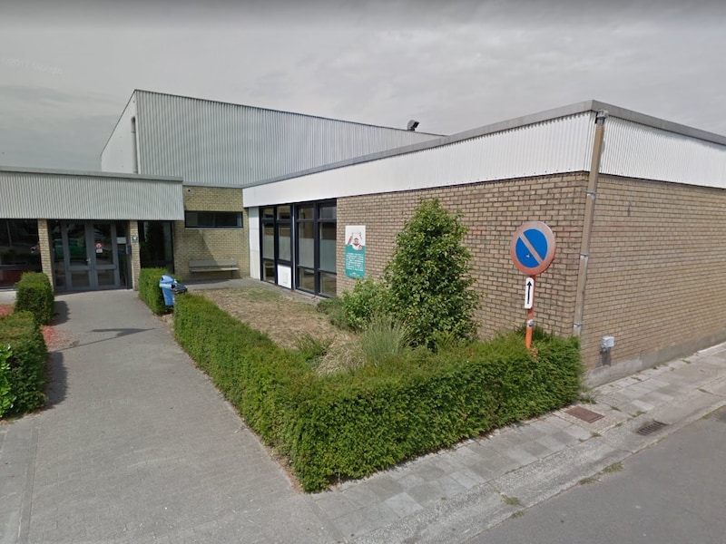 Sporthal Strooien Hane in Loppem krijgt nieuwe sportvloer