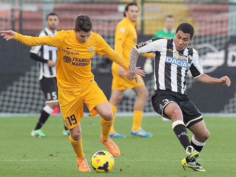 Jorginho (links)