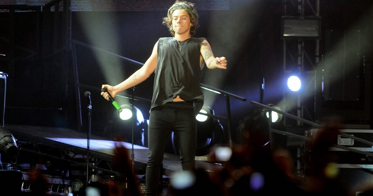 Harry Styles smakt op grond na mislukte stagedive