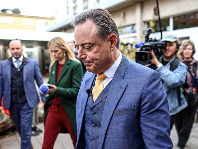 Door tweede overwinning heeft De Wever de handen vrij voor federale formatie, maar nu zitten er addertjes onder het gras