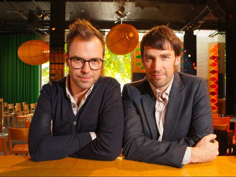 Tomas De Soete en Freek Braeckman presenteren 'Café Corsari'.