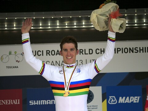 Rui Costa kroonde zich in Firenze tot wereldkampioen wielrennen.