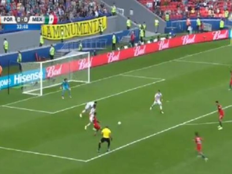 Videoref grijpt voor het eerst in bij interland met inzet, daarna pakt Ronaldo uit met knappe assist tegen Mexico