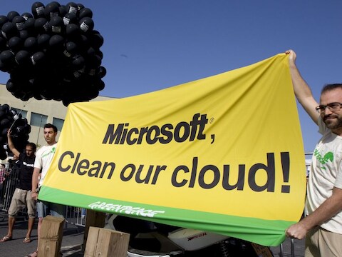 In april kreeg Microsoft nog bezoek van Greenpeace-activisten.