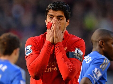Luis Suárez tijdens Liverpool - Chelsea.